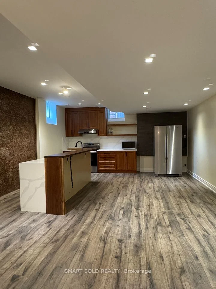 2374 Robmar Drive, Oakville, ON
