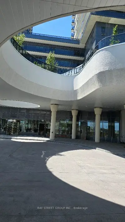 Condo Apartment in Mississauga