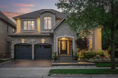 Detached in Oakville