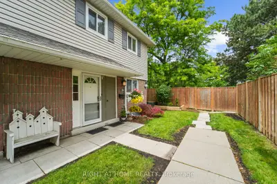 Condo Townhouse in Brampton