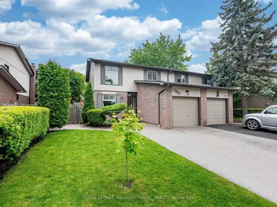 Semi-Detached in Mississauga