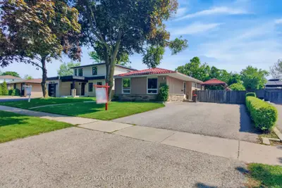 Detached in Brampton