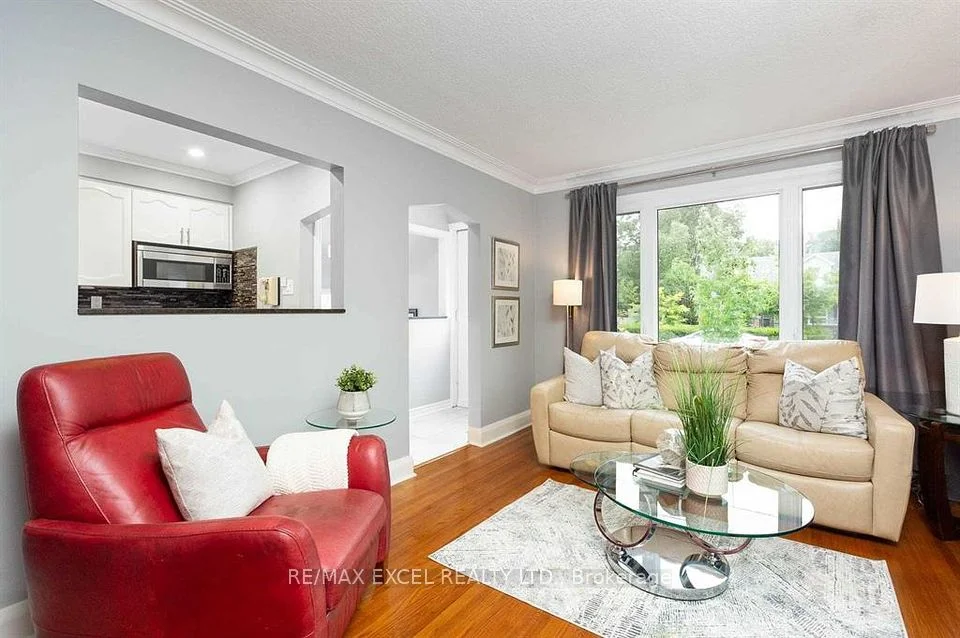 46 James Street, Toronto W06, ON M8W 1L3