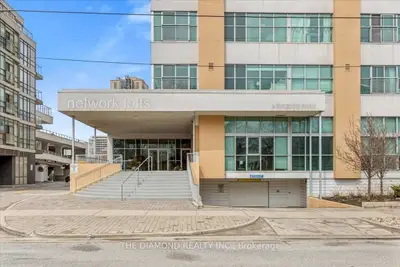 Condo Apartment in Toronto