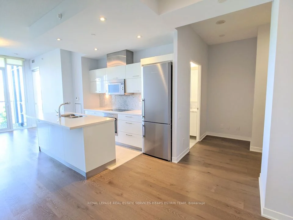 90 Park Lawn Road 712, Toronto W06, ON M8Y 0B6