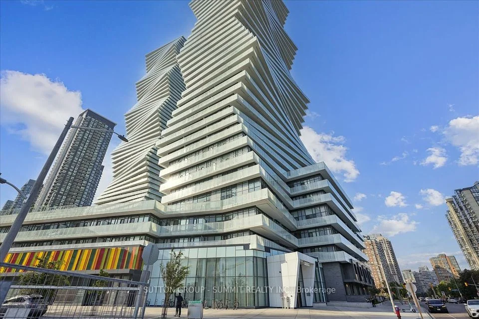 3883 Quartz Road 1005, Mississauga, ON L5B 0M4