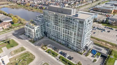 Condo Apartment in Milton