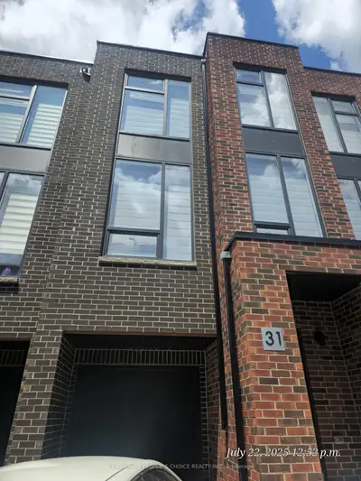 Att/Row/Townhouse in Caledon