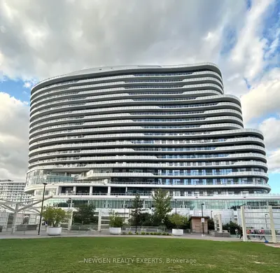 Common Element Condo in Mississauga