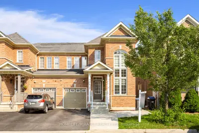 Semi-Detached in Brampton