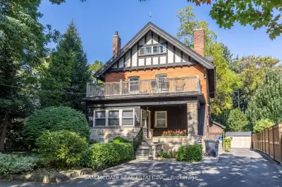 Duplex in Burlington