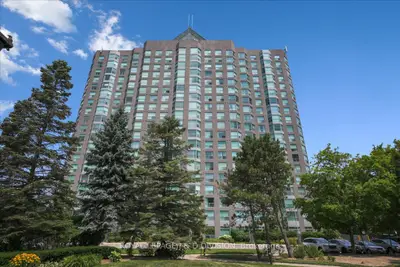 Condo Apartment in Mississauga