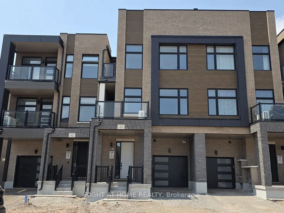 1423 Courtleigh Trail, Oakville, ON L6H 7Y8