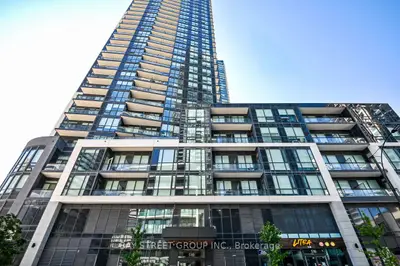 Condo Apartment in Mississauga
