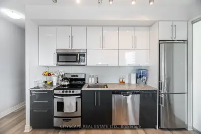 Condo Apartment in Toronto