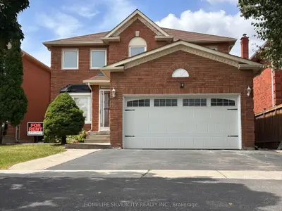 Detached in Brampton