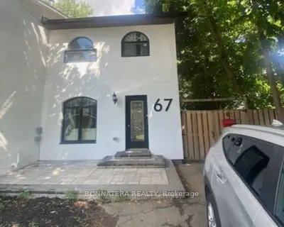 Semi-Detached in Mississauga