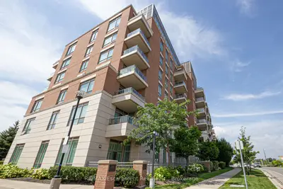 Condo Apartment in Oakville
