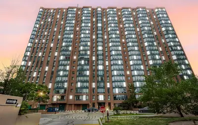 Condo Apartment in Mississauga