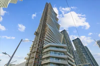 Condo Apartment in Mississauga
