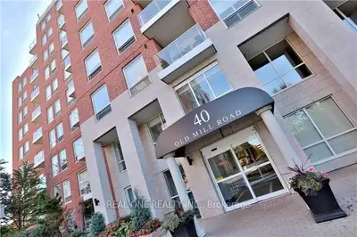 Condo Apartment in Oakville