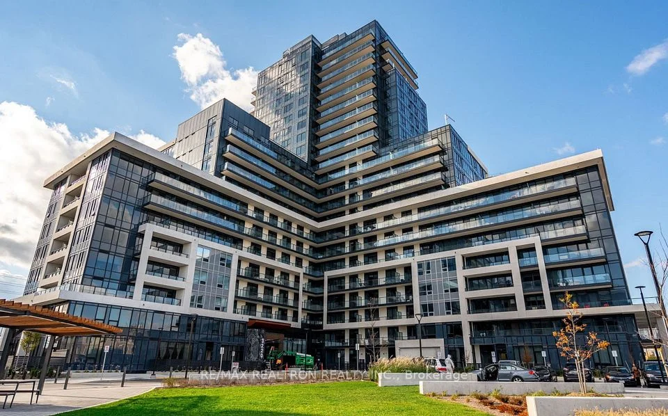 3220 William Coltson Avenue 2006, Oakville, ON L6H 7C2