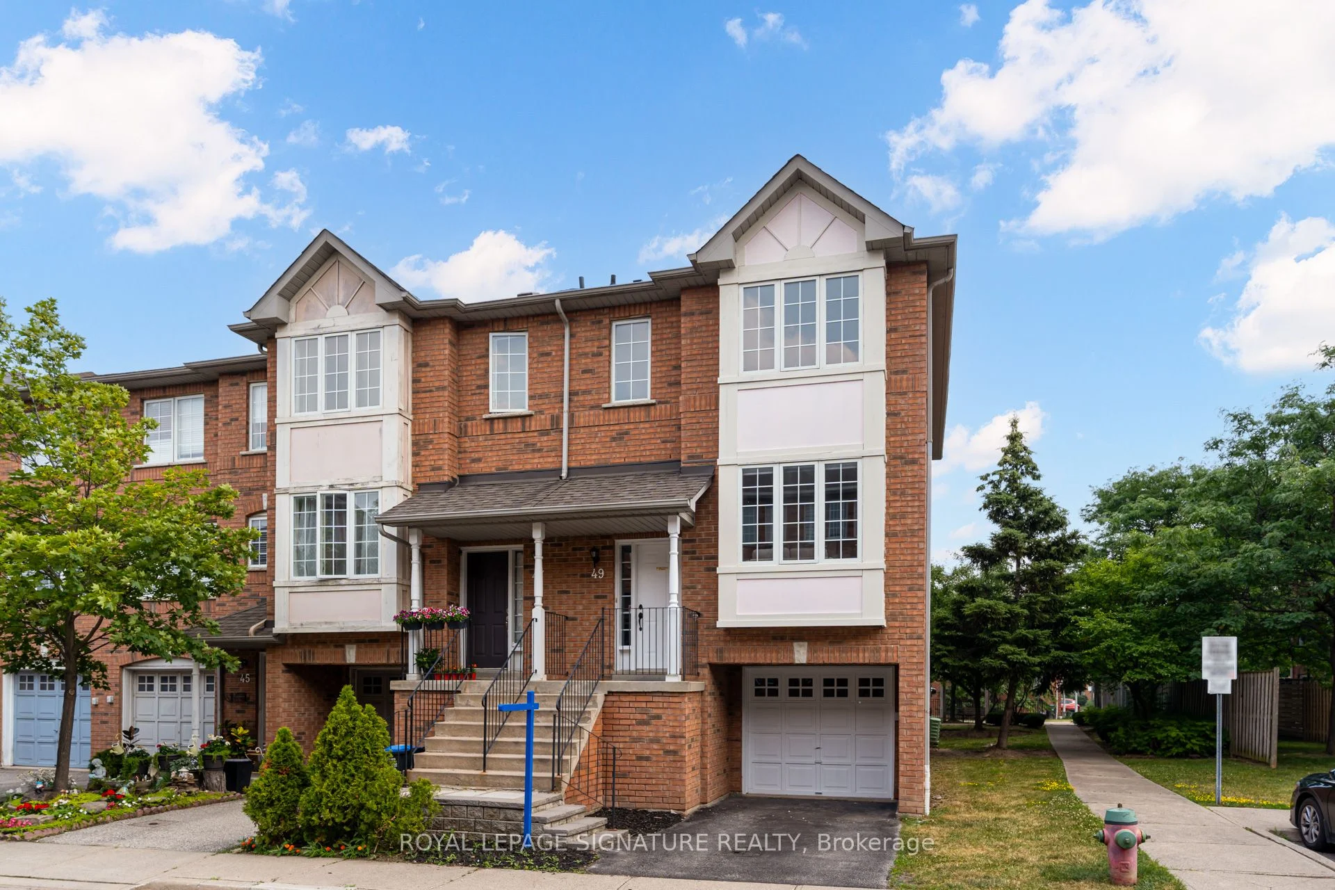 Condo Townhouse in Mississauga