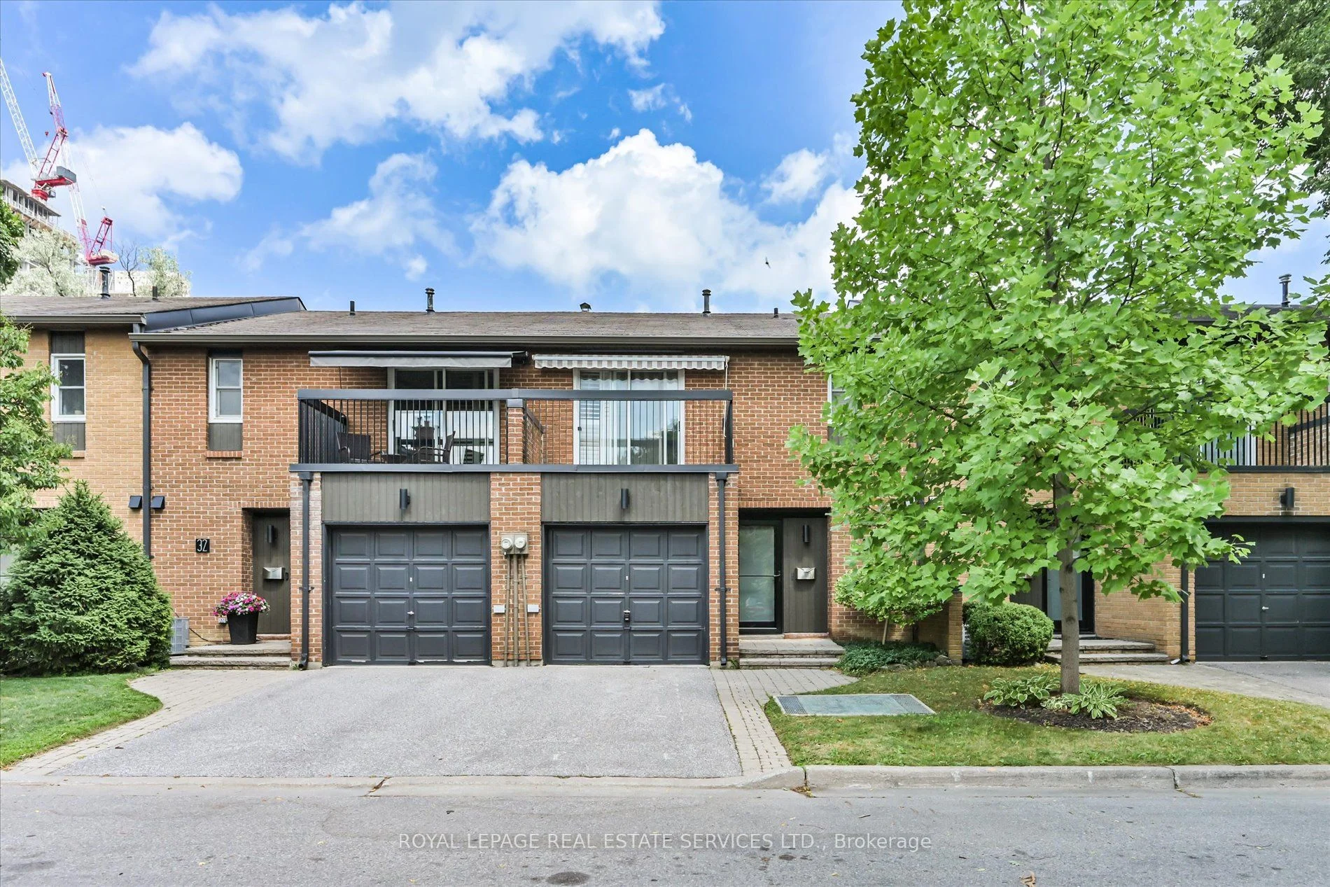 1395 Royal York Road 33, Toronto W08, ON M9A 4Y9
