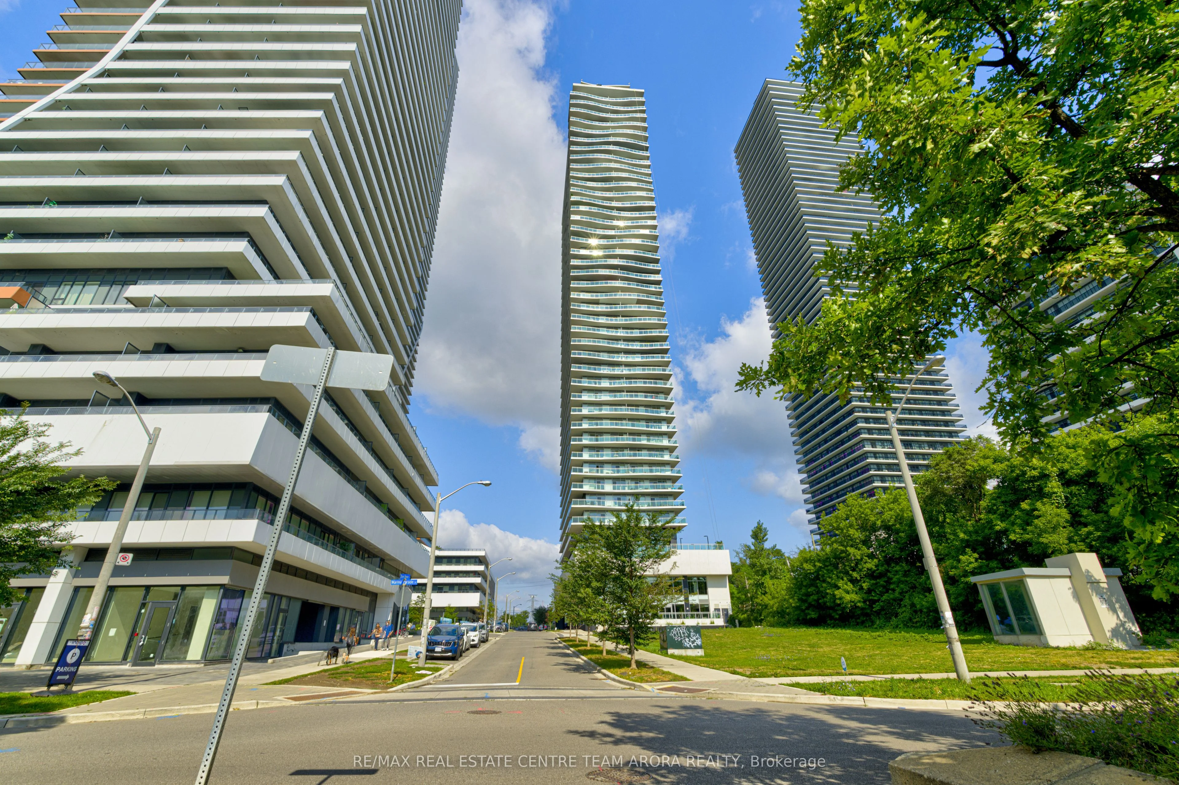 Condo Apartment in Toronto