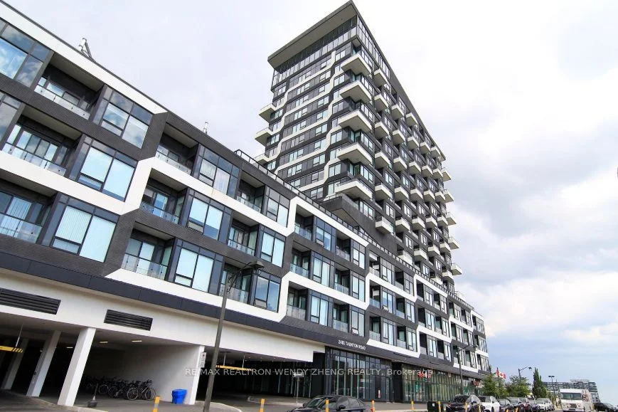2481 Taunton Road 1006, Oakville, On L6h 3r7