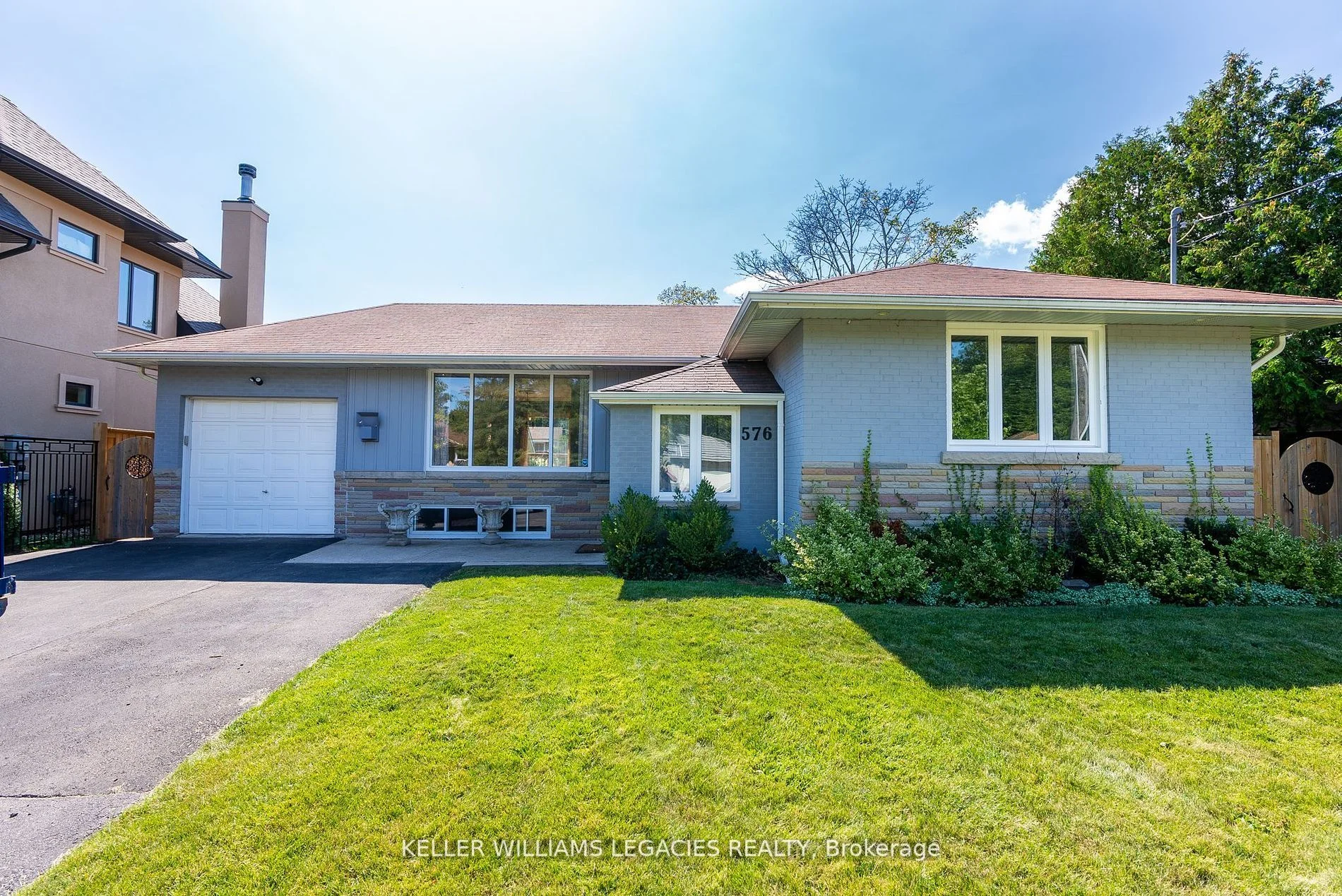 576 Stephens Crescent Main Fl, Oakville, On L6k 1y3