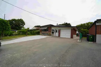 Detached in Toronto