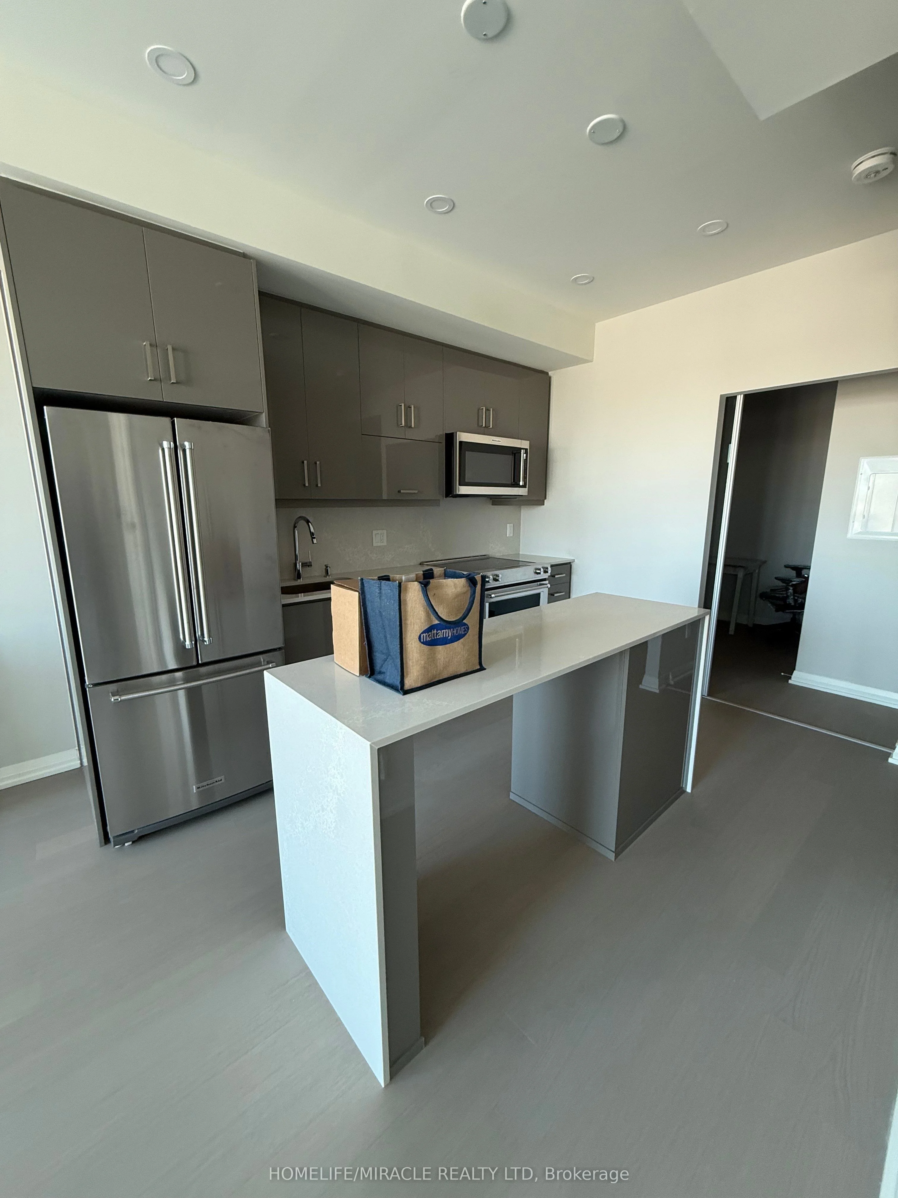 1415 Dundas Street 407, Oakville, ON L6H 8A3