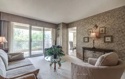 Condo Apartment in Mississauga
