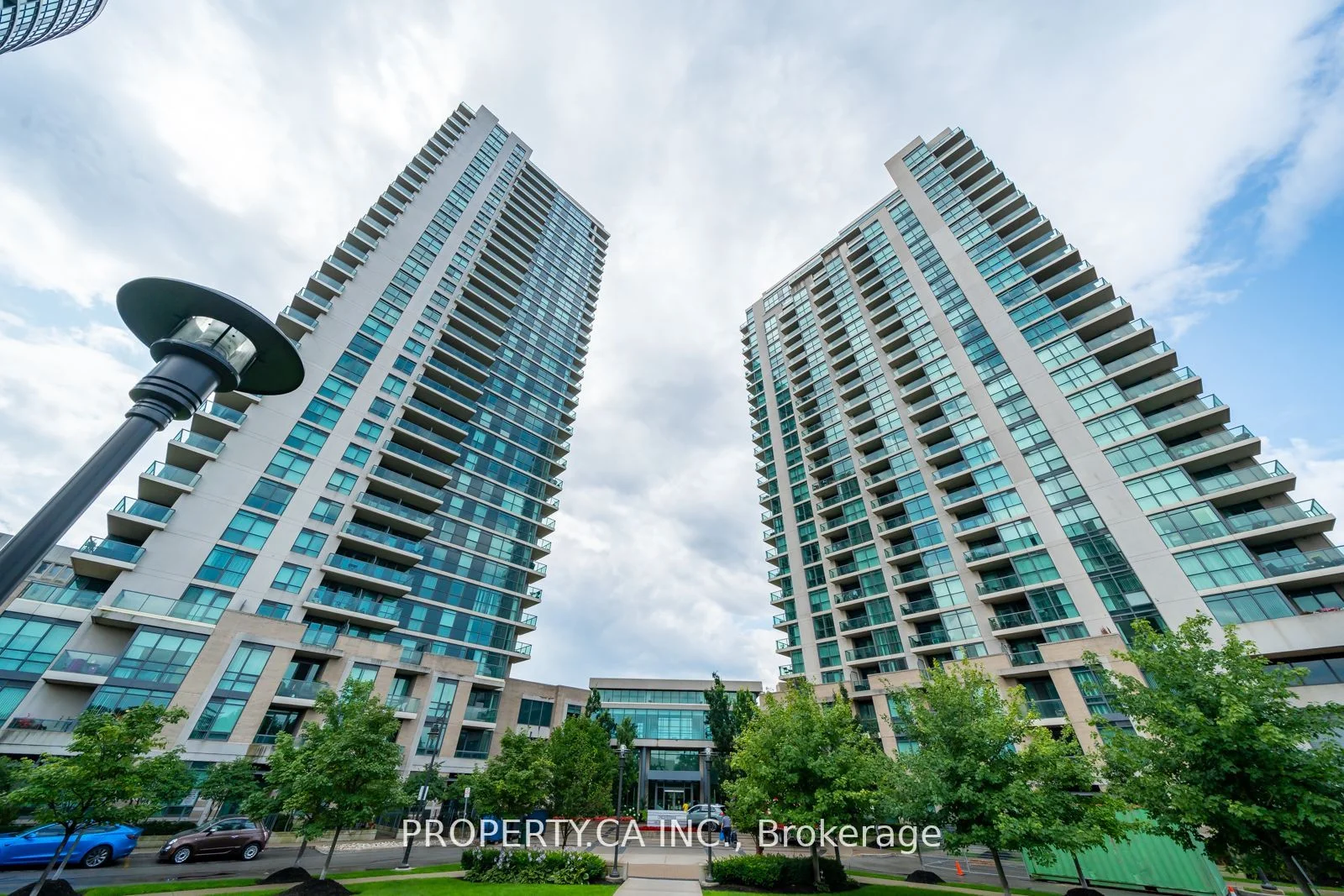 235 Sherway Gardens Road 608, Toronto W08, ON M9C 0A2