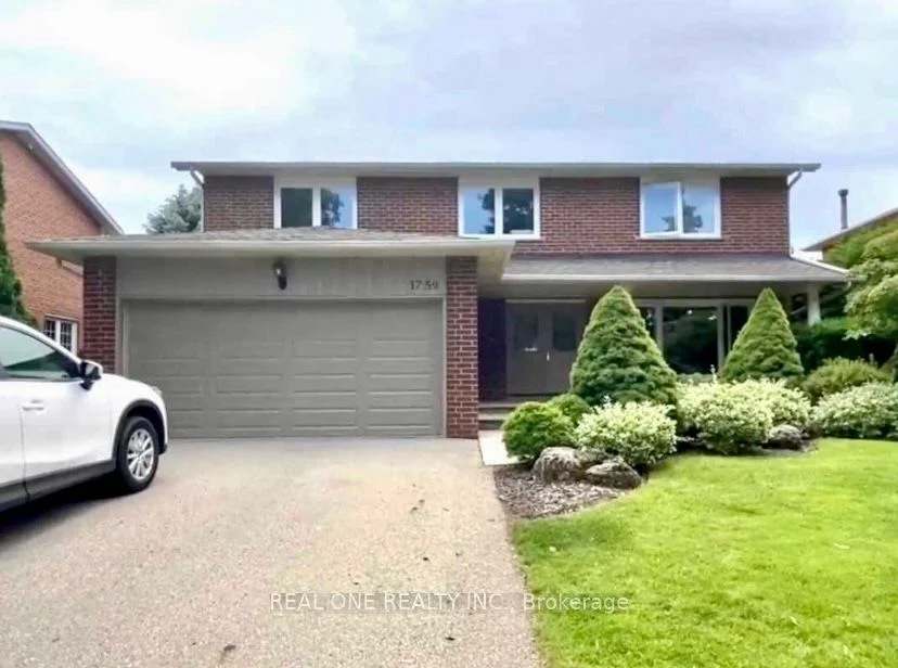 1759 Sherwood Forrest Circle Upper Unit, Mississauga, ON L5K 2H7