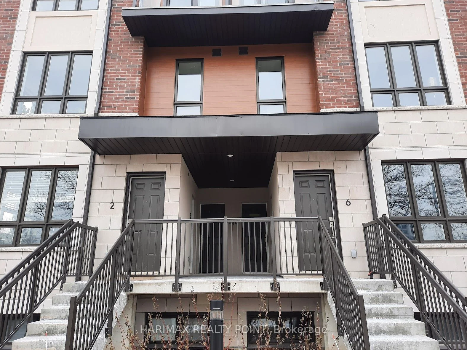 4015 Hickory Drive 8, Mississauga, On L4w 1l1