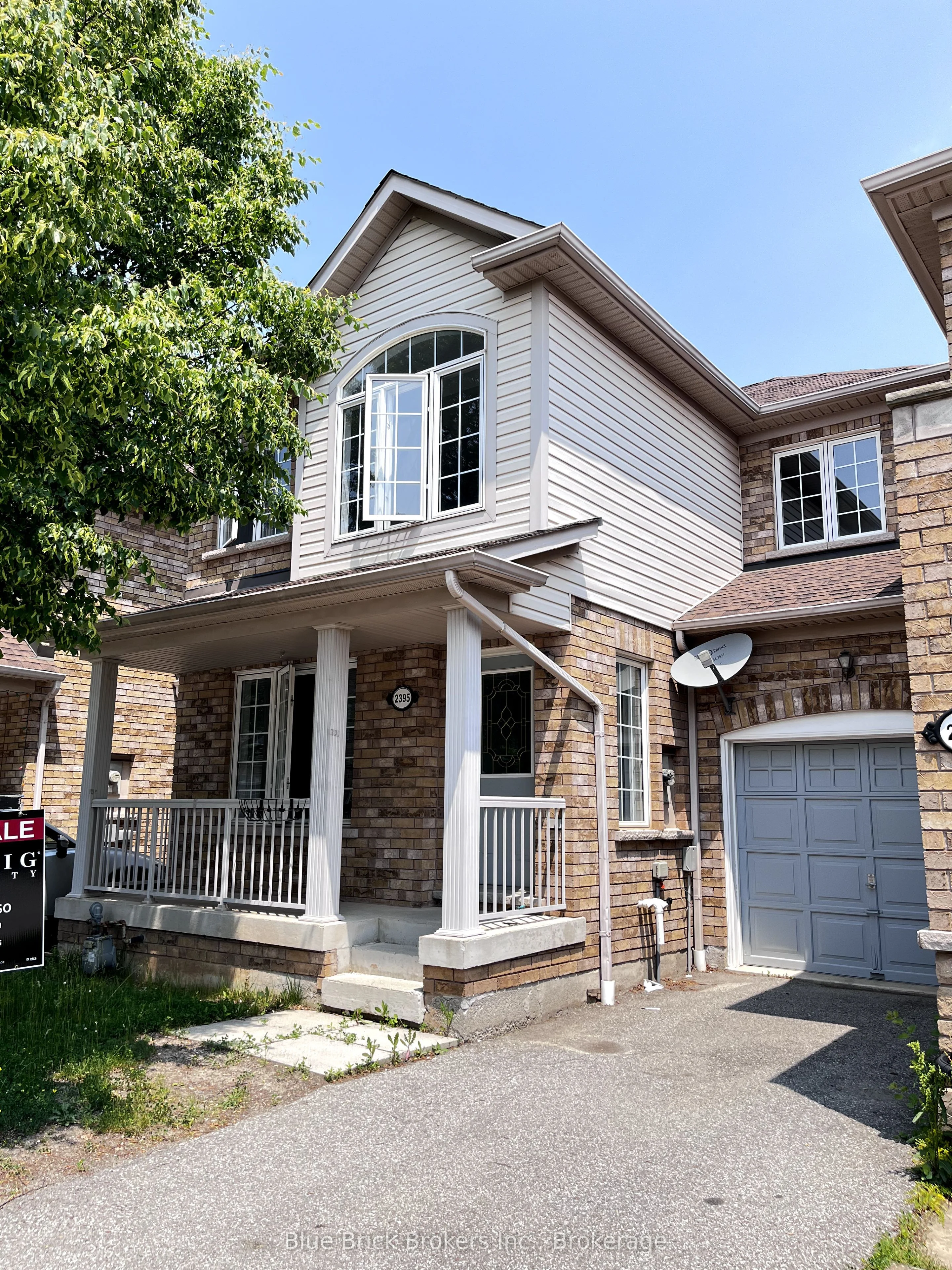 Att/Row/Townhouse in Burlington