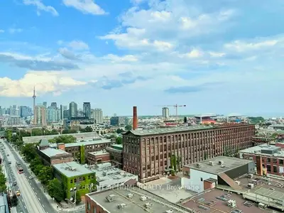 Condo Apartment in Toronto