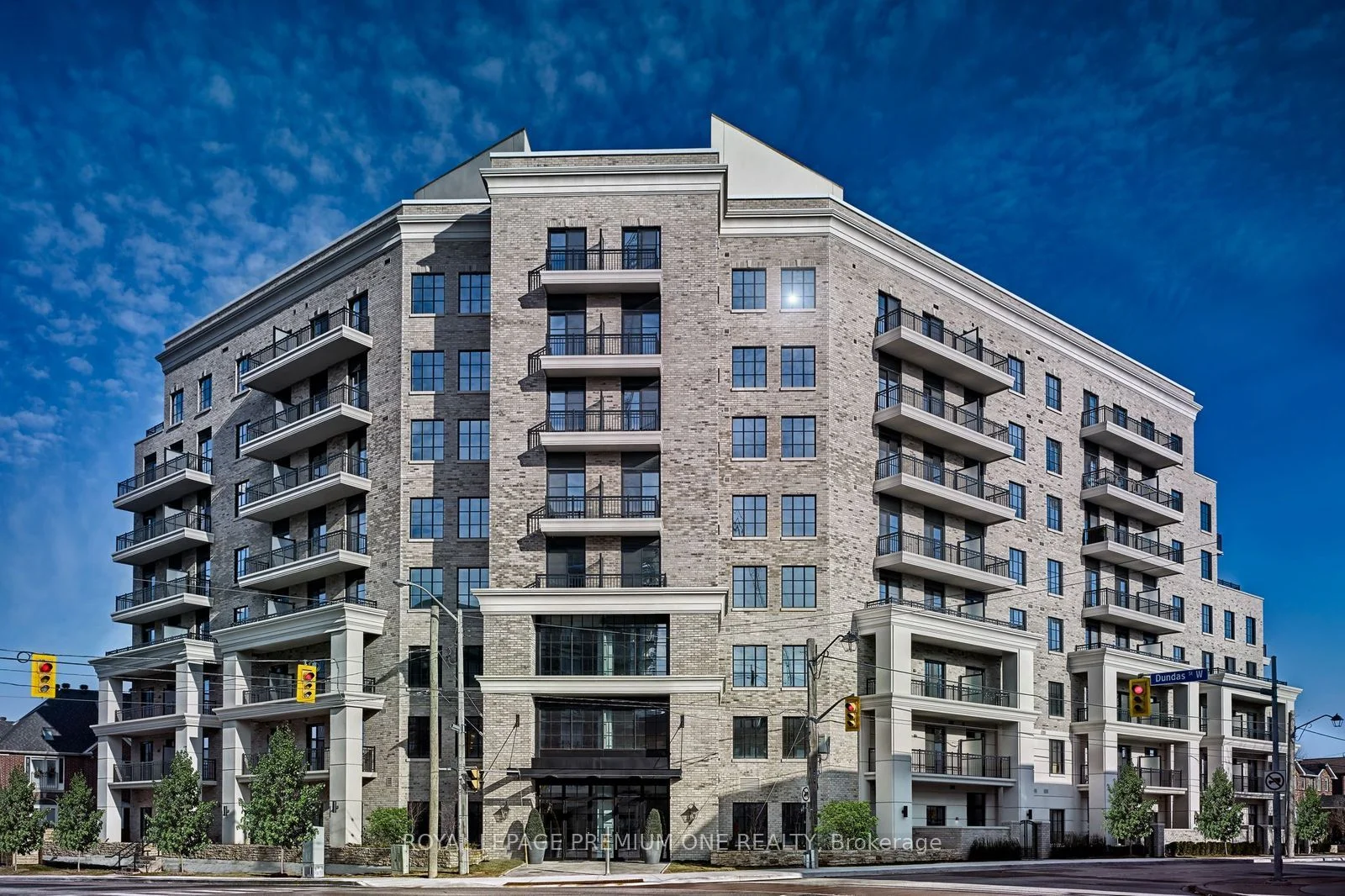 571 PRINCE EDWARD Drive 508, Toronto W08, ON M8X 0A1
