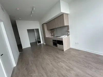 Condo Apartment in Mississauga