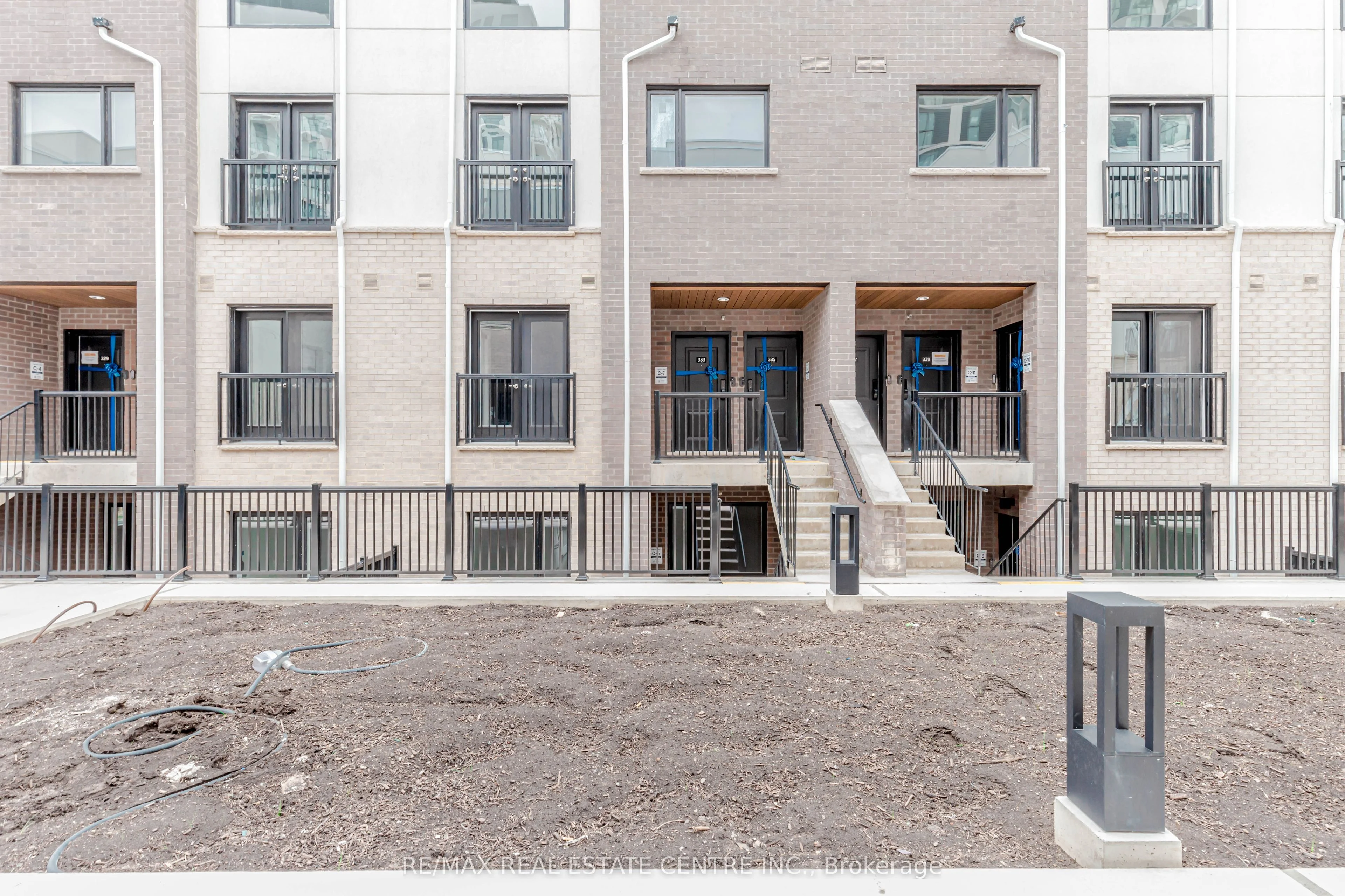 349 Wheat Boom Drive 117, Oakville, ON L6H 7X5