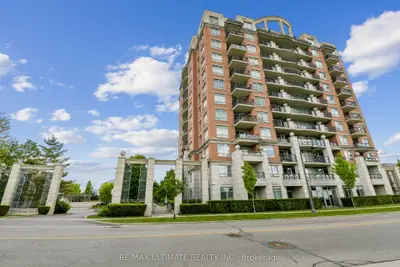 Condo Apartment in Oakville