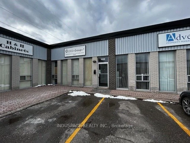 3220 Wharton Way, Mississauga, ON L4X 2C1