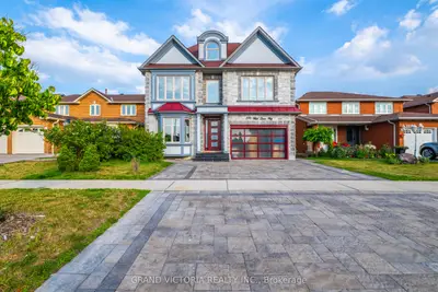 Detached in Mississauga