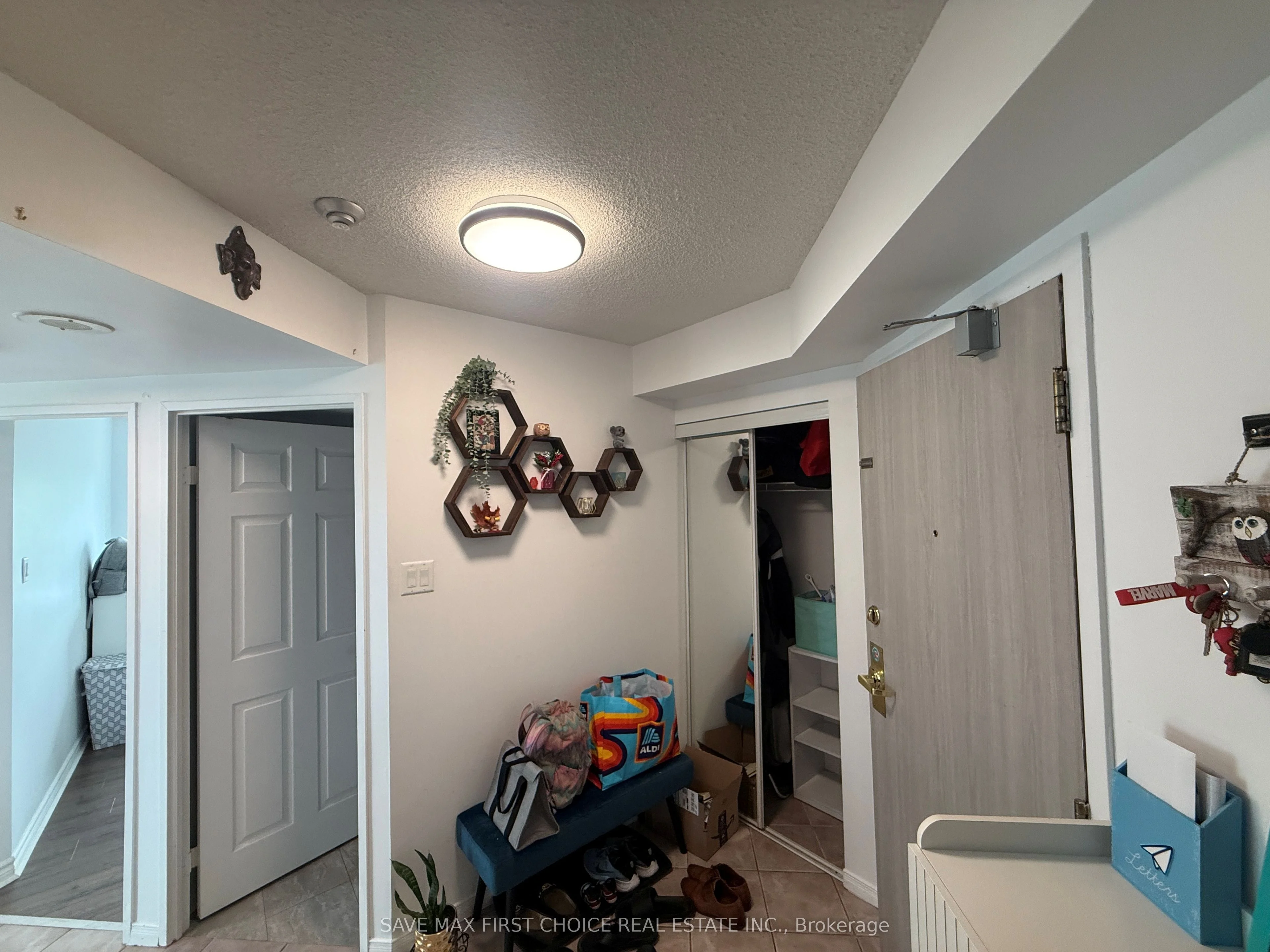 2177 Burnhamthorpe Road W 609, Mississauga, ON L5L 5P9