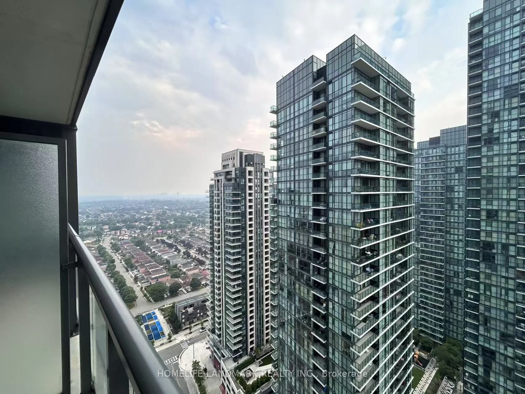 510 Curran Place 3006, Mississauga, On L5b 0j8