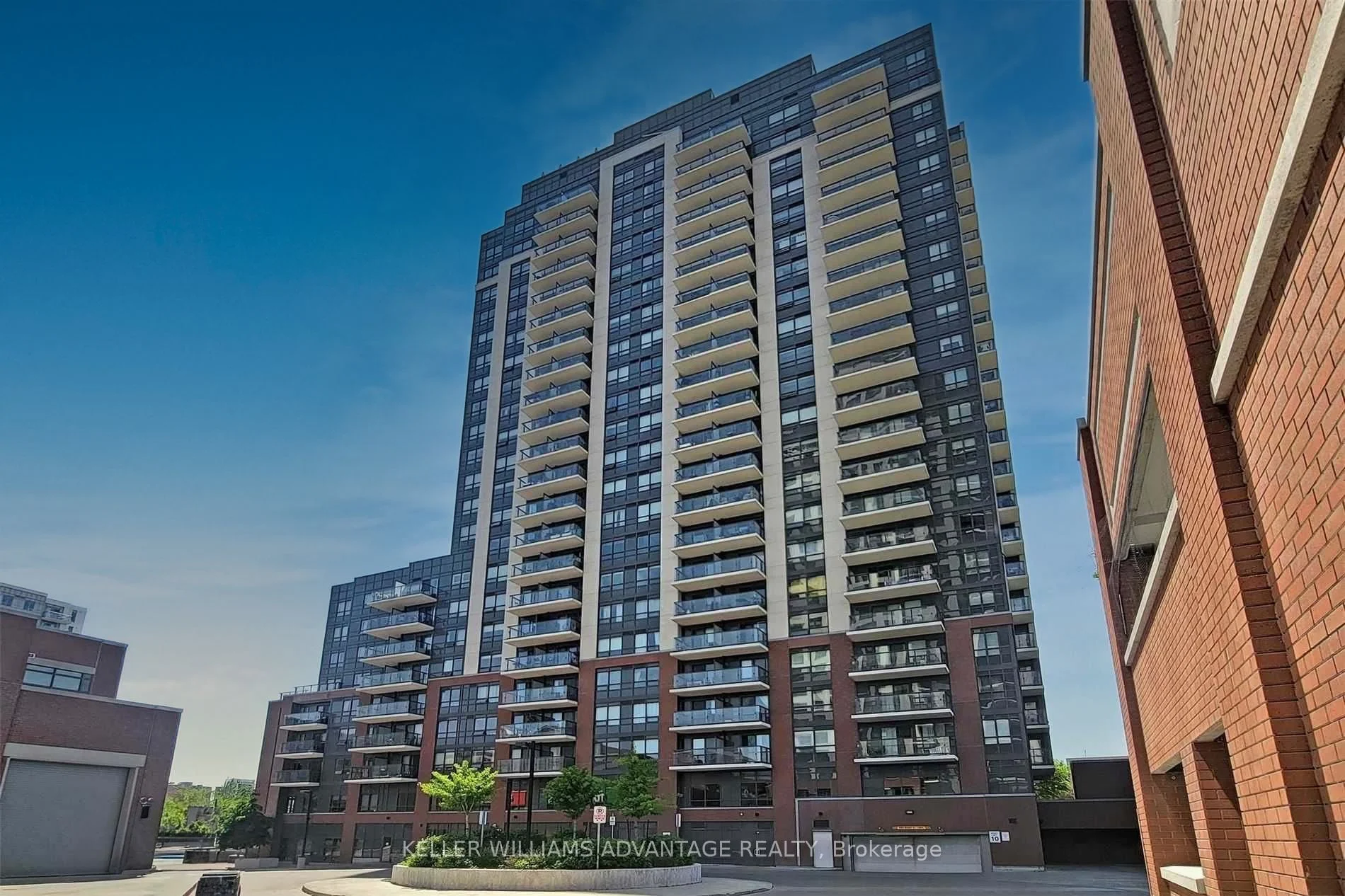 1420 Dupont Street 1408, Toronto W02, ON M6H 4J8