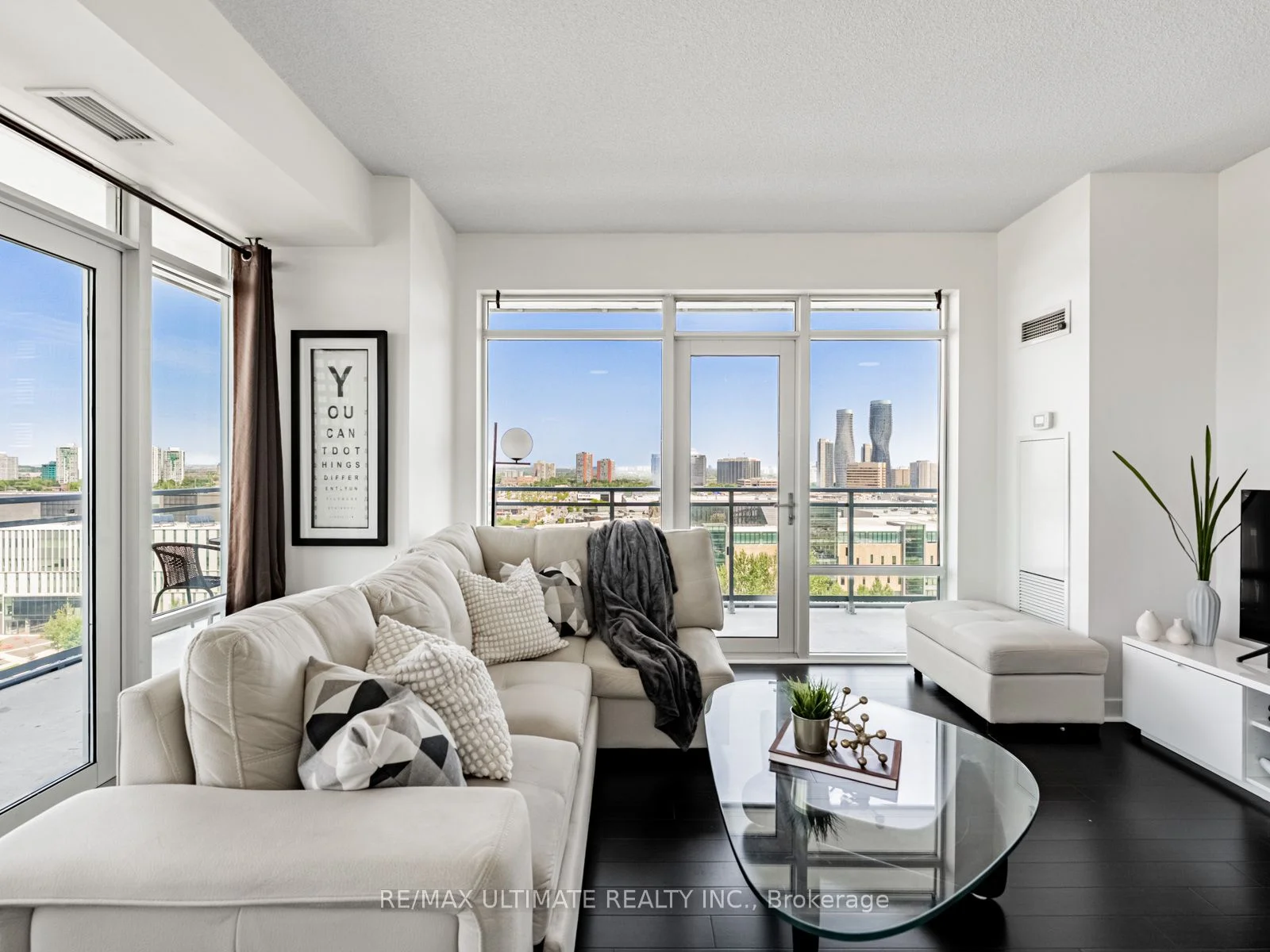 360 Square One Drive 1211, Mississauga, ON L5B 0G7