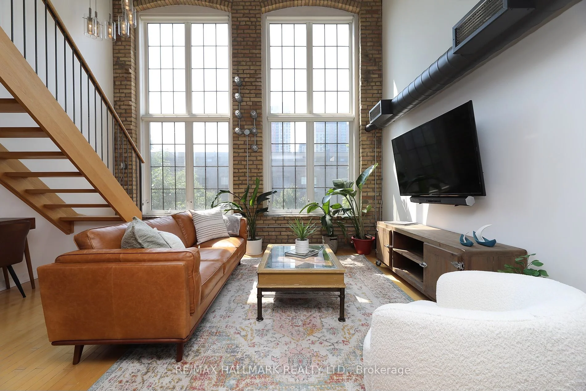 1100 Lansdowne Avenue 314, Toronto W02, ON M6H 4K1